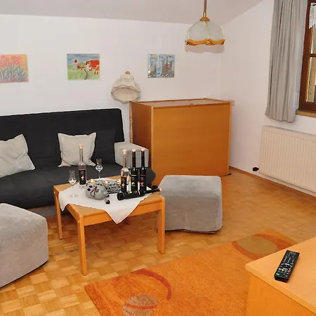 Apartment Ferienwohnung Lukaser *